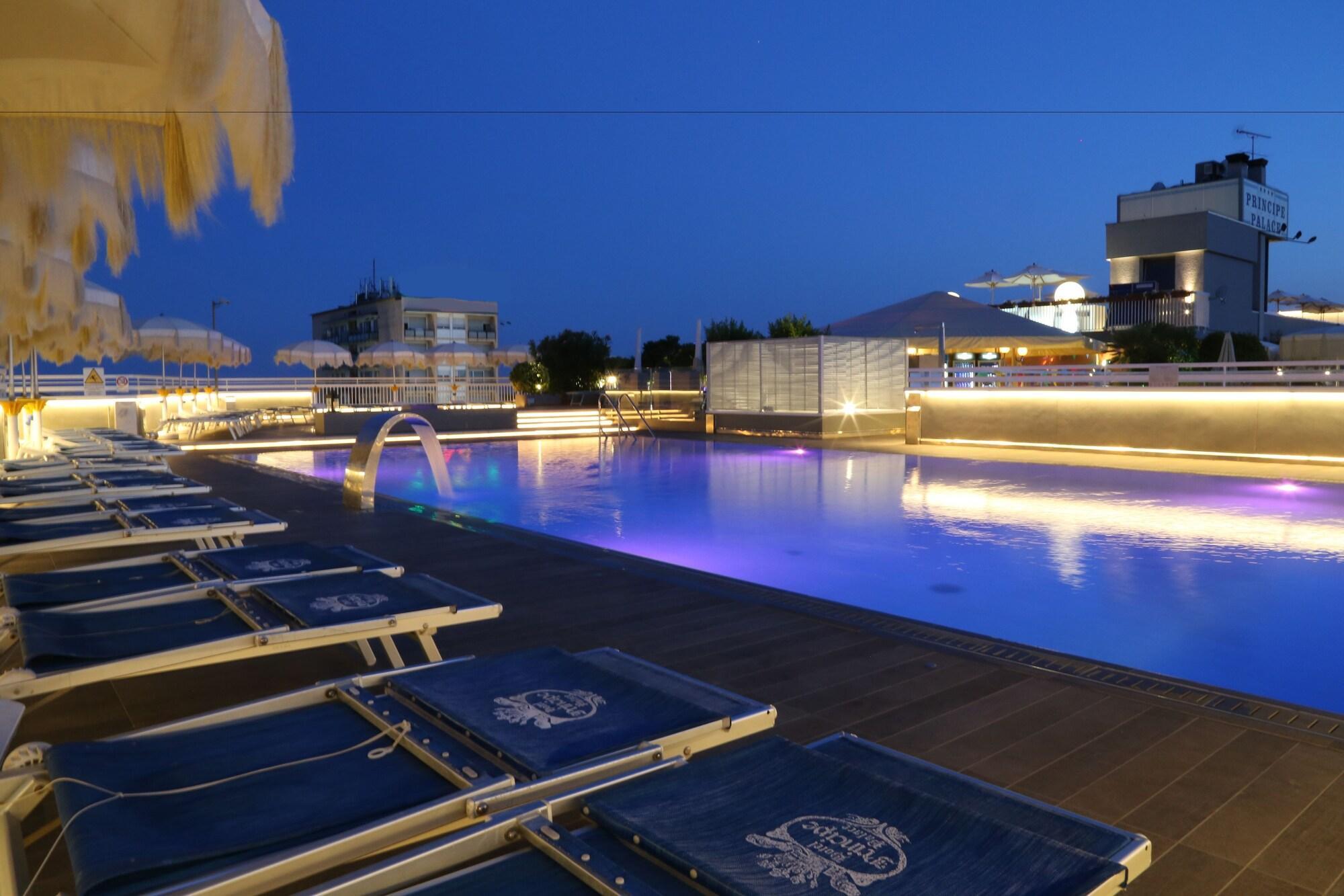 Hotel Principe Palace Lido di Jesolo Exterior photo